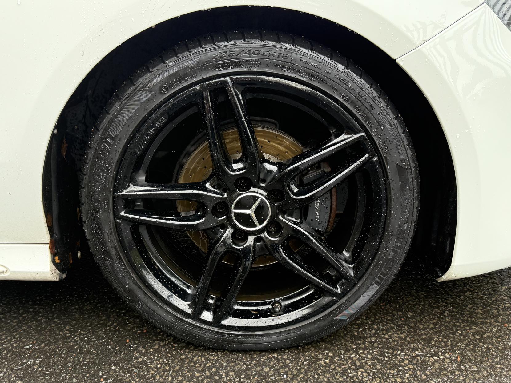 Mercedes-Benz A Class 1.5 A180d AMG Line Hatchback 5dr Diesel Manual Euro 6 (s/s) (109 ps)