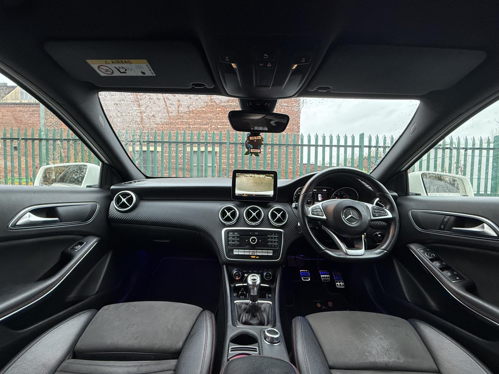 Mercedes-Benz A Class 1.5 A180d AMG Line Hatchback 5dr Diesel Manual Euro 6 (s/s) (109 ps)