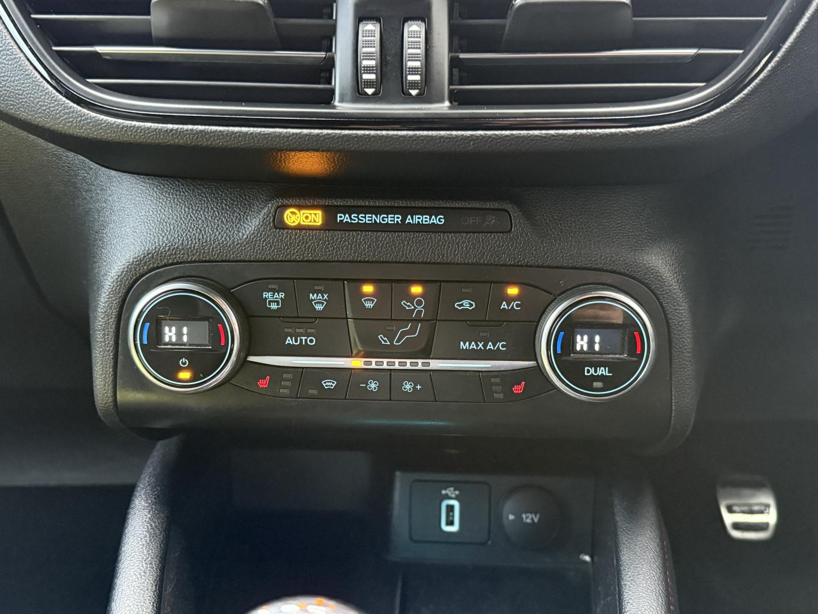 Ford Focus 1.0T EcoBoost ST-Line X Hatchback 5dr Petrol Manual Euro 6 (s/s) (125 ps)