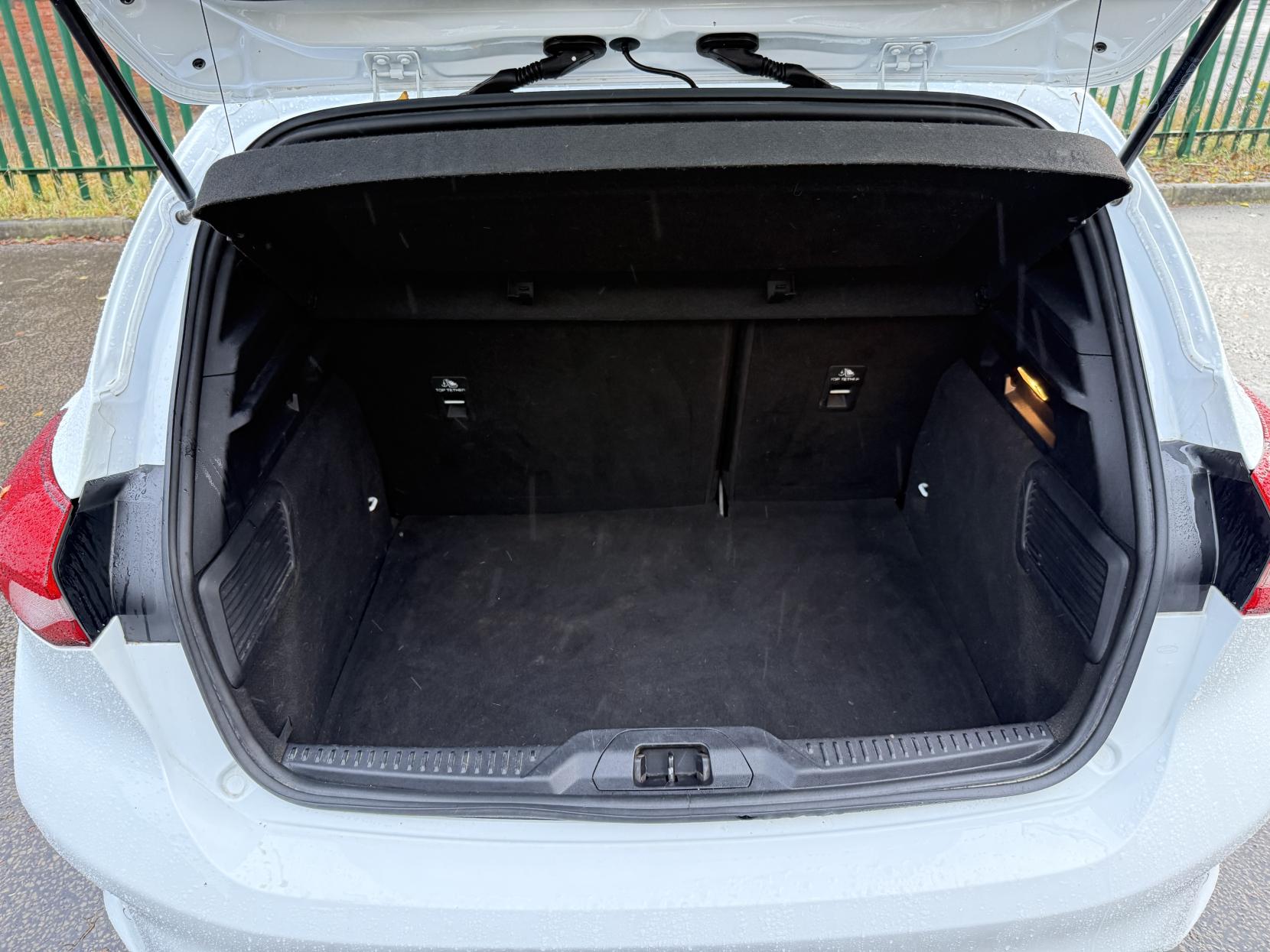 Ford Focus 1.0T EcoBoost ST-Line X Hatchback 5dr Petrol Manual Euro 6 (s/s) (125 ps)