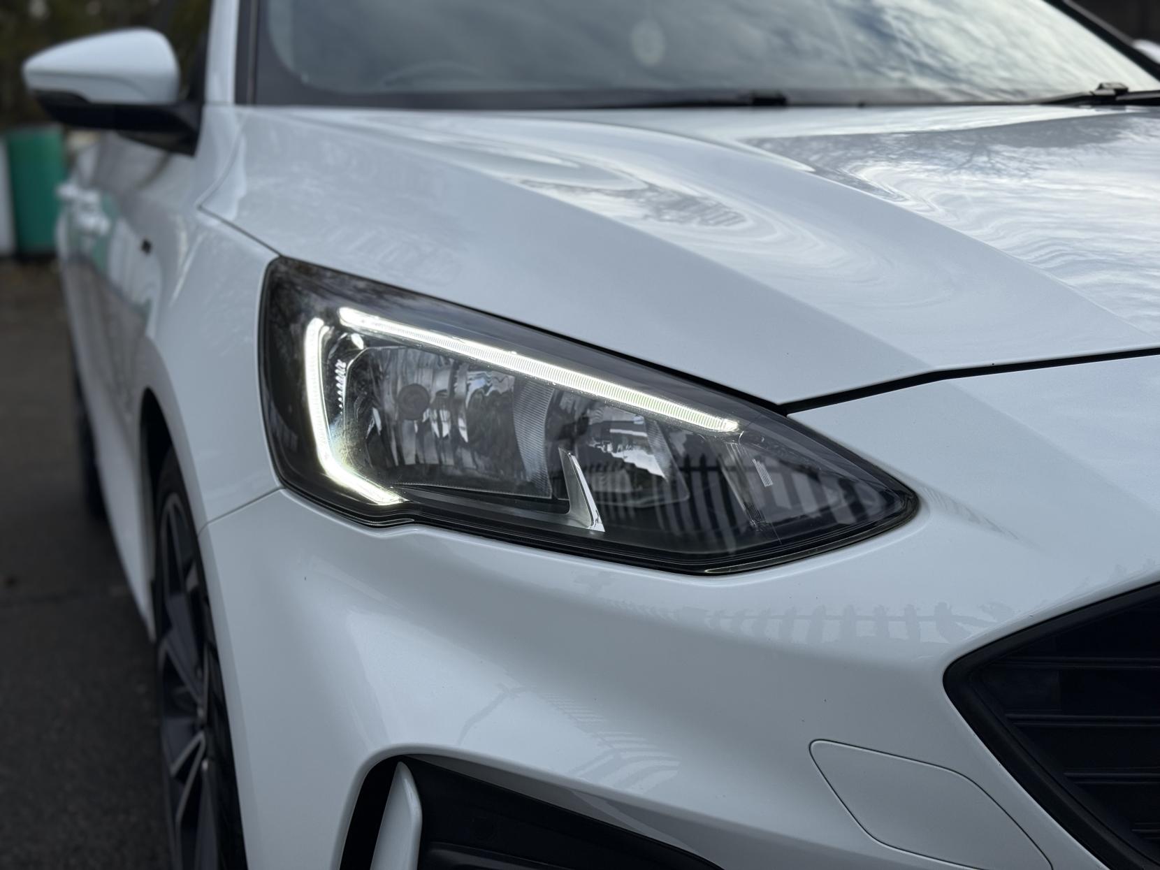 Ford Focus 1.0T EcoBoost ST-Line X Hatchback 5dr Petrol Manual Euro 6 (s/s) (125 ps)