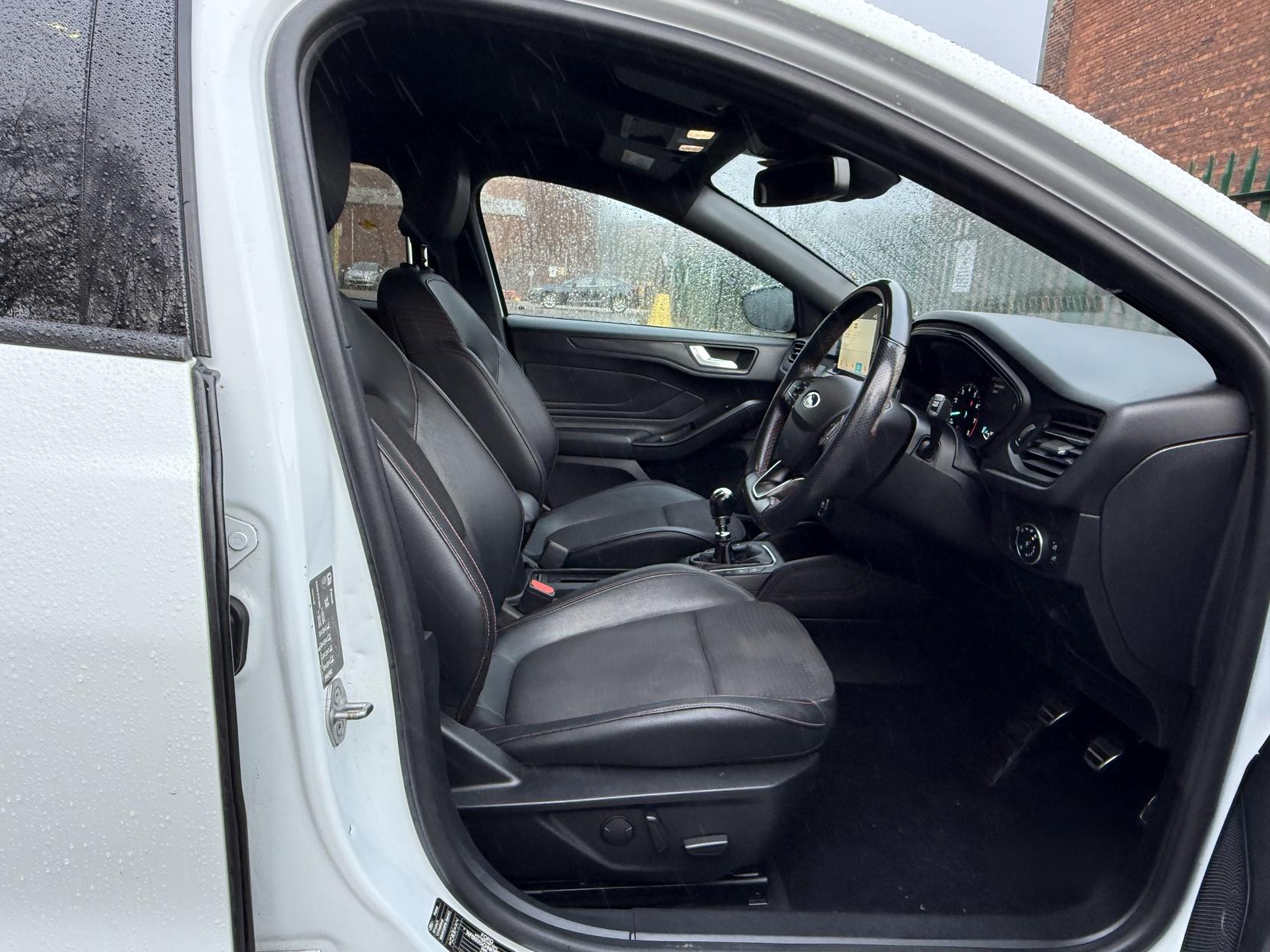 Ford Focus 1.0T EcoBoost ST-Line X Hatchback 5dr Petrol Manual Euro 6 (s/s) (125 ps)