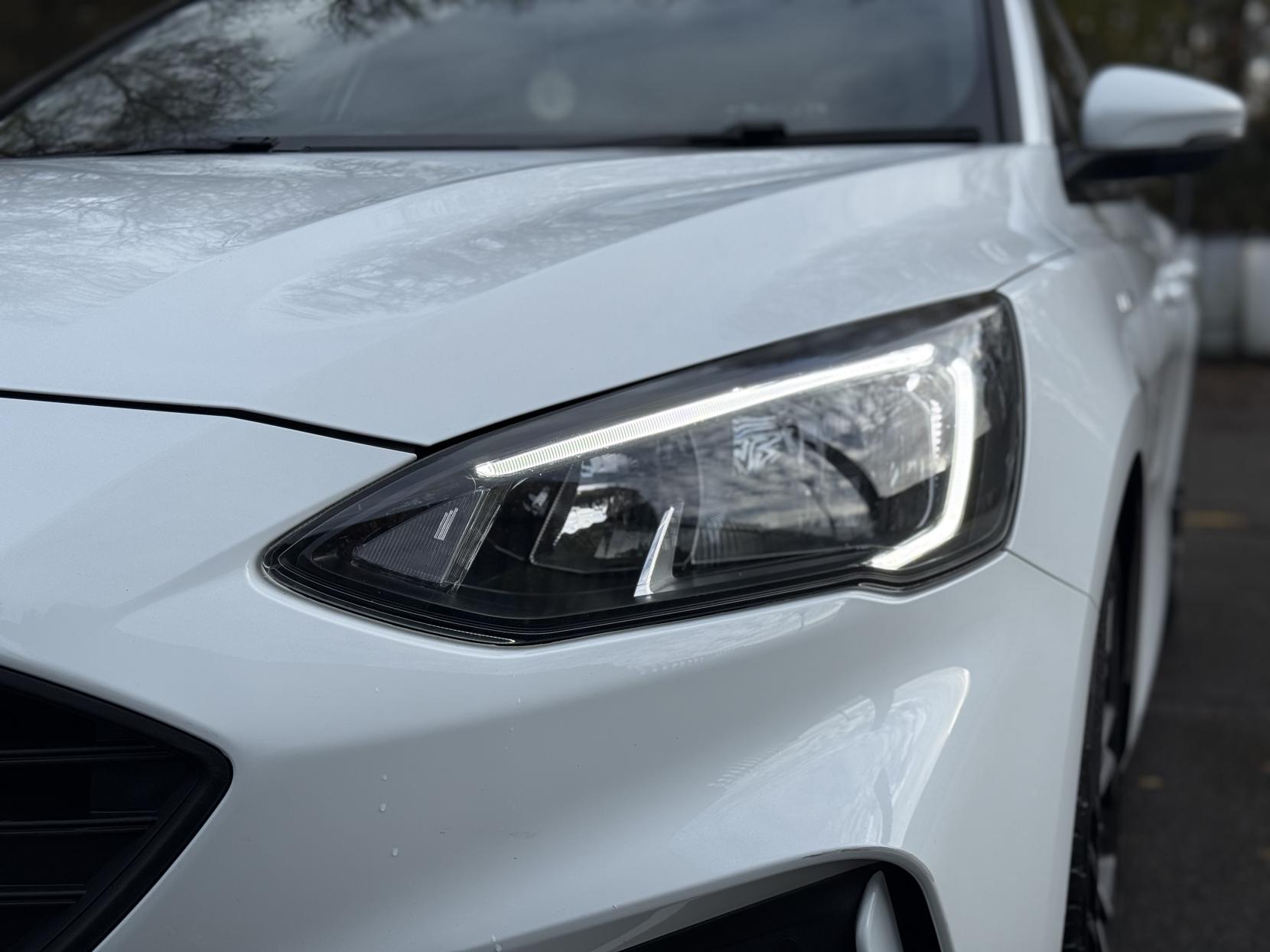 Ford Focus 1.0T EcoBoost ST-Line X Hatchback 5dr Petrol Manual Euro 6 (s/s) (125 ps)