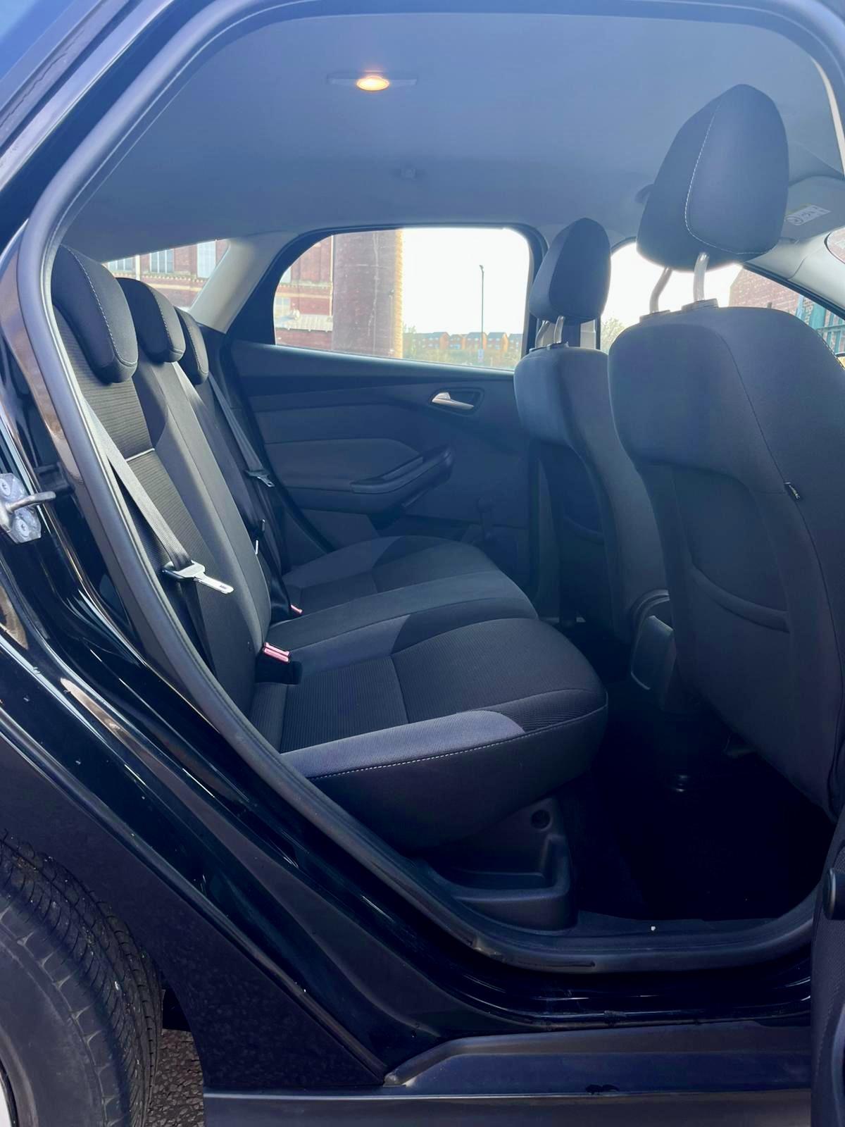 Ford Focus 1.6 Edge Hatchback 5dr Petrol Manual Euro 5 (105 ps)