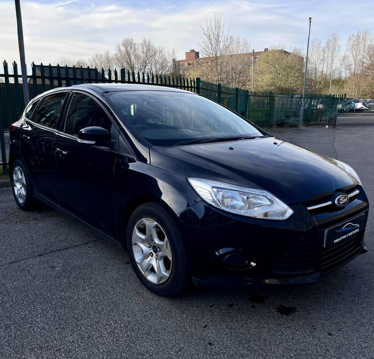 Ford Focus 1.6 Edge Hatchback 5dr Petrol Manual Euro 5 (105 ps)