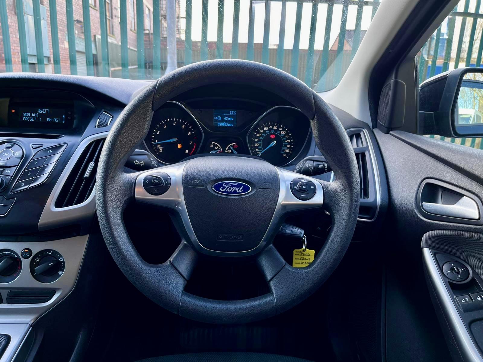 Ford Focus 1.6 Edge Hatchback 5dr Petrol Manual Euro 5 (105 ps)