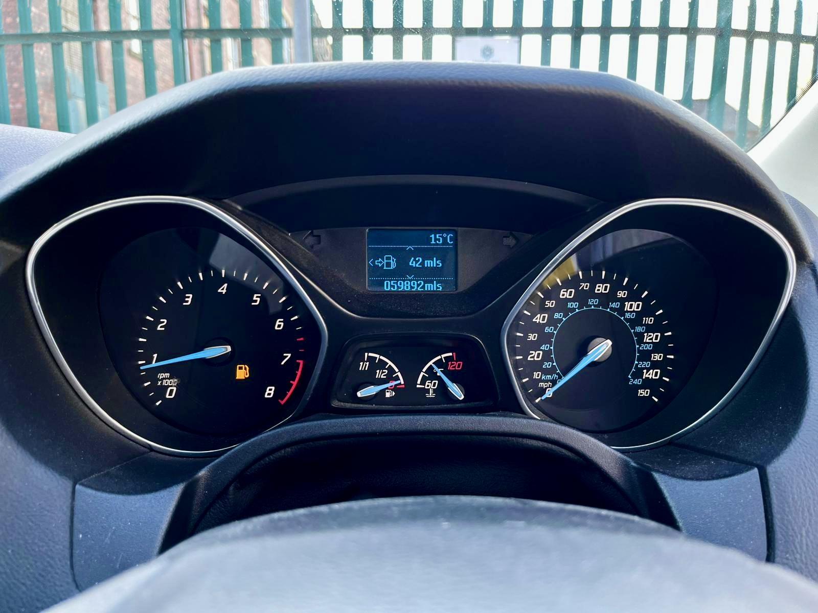 Ford Focus 1.6 Edge Hatchback 5dr Petrol Manual Euro 5 (105 ps)