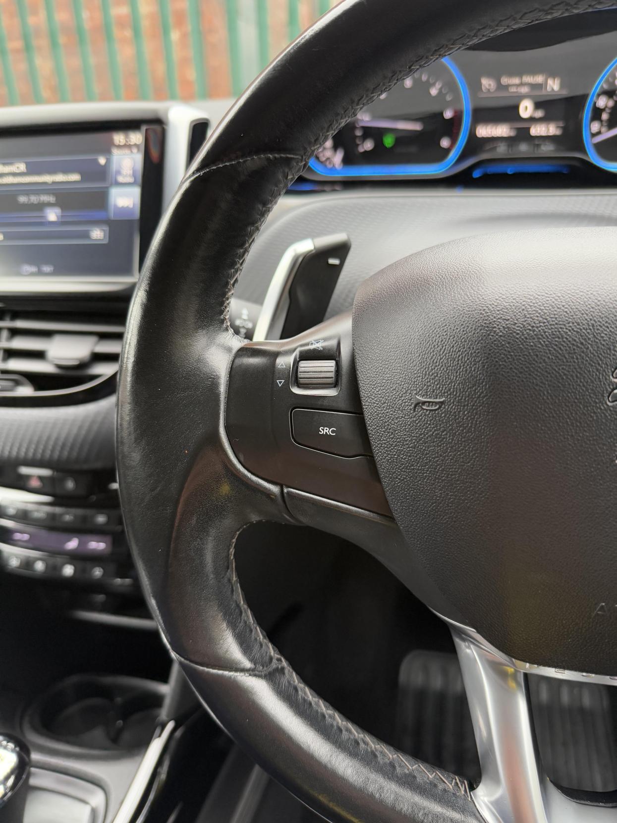 Peugeot 2008 1.6 e-HDi Allure SUV 5dr Diesel EGC Euro 5 (s/s) (92 ps)