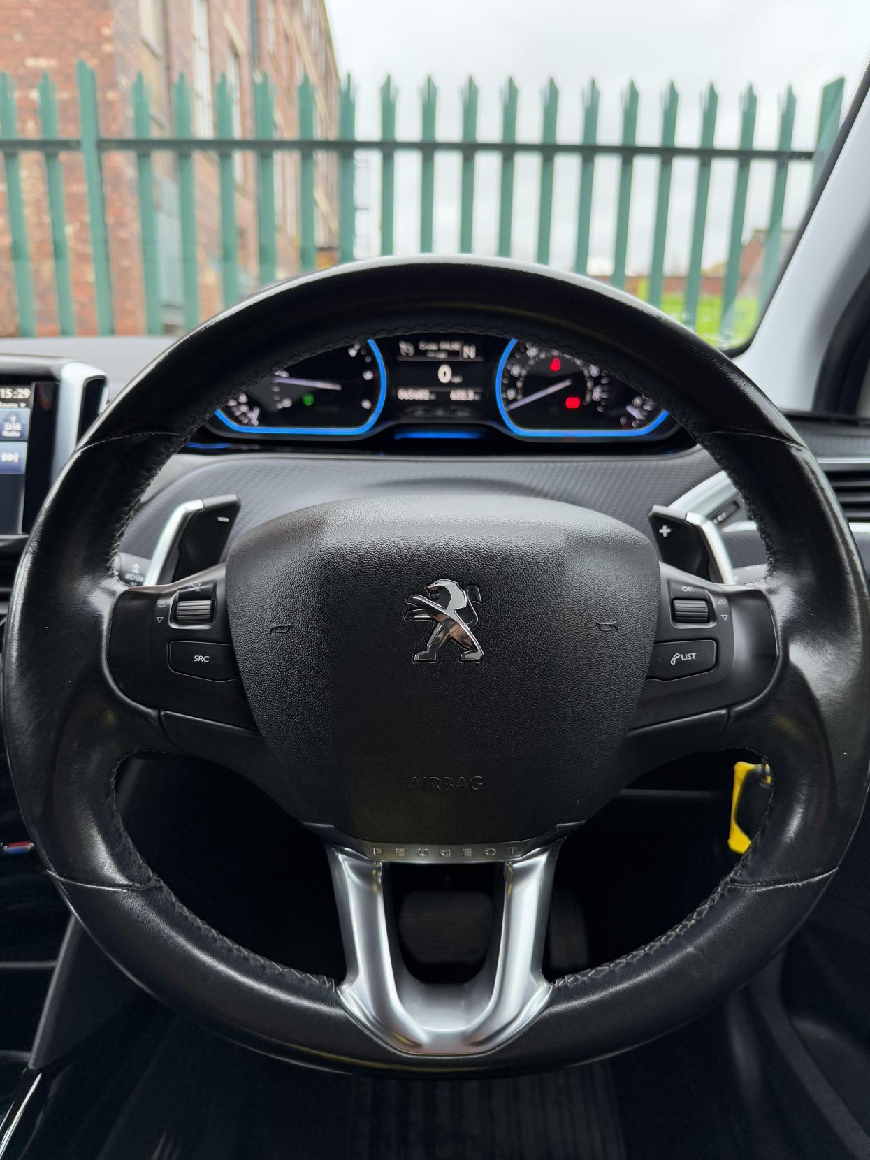 Peugeot 2008 1.6 e-HDi Allure SUV 5dr Diesel EGC Euro 5 (s/s) (92 ps)