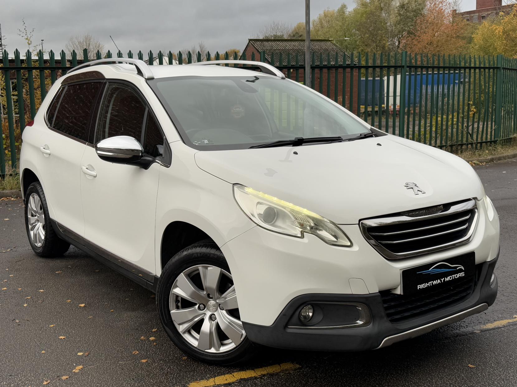 Peugeot 2008 1.6 e-HDi Allure SUV 5dr Diesel EGC Euro 5 (s/s) (92 ps)