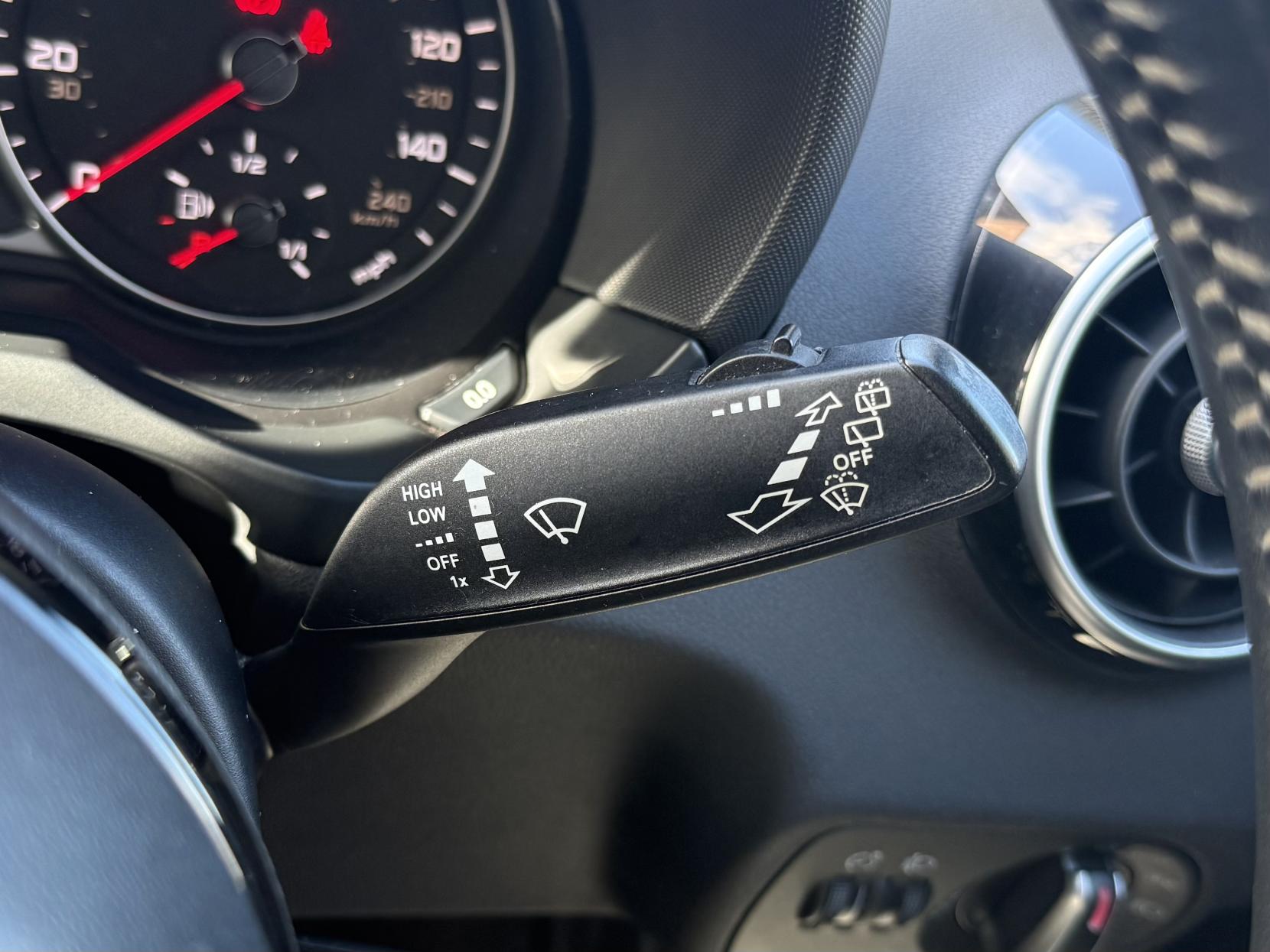 Audi A1 1.4 TFSI S line Sportback 5dr Petrol Manual Euro 6 (s/s) (125 ps)