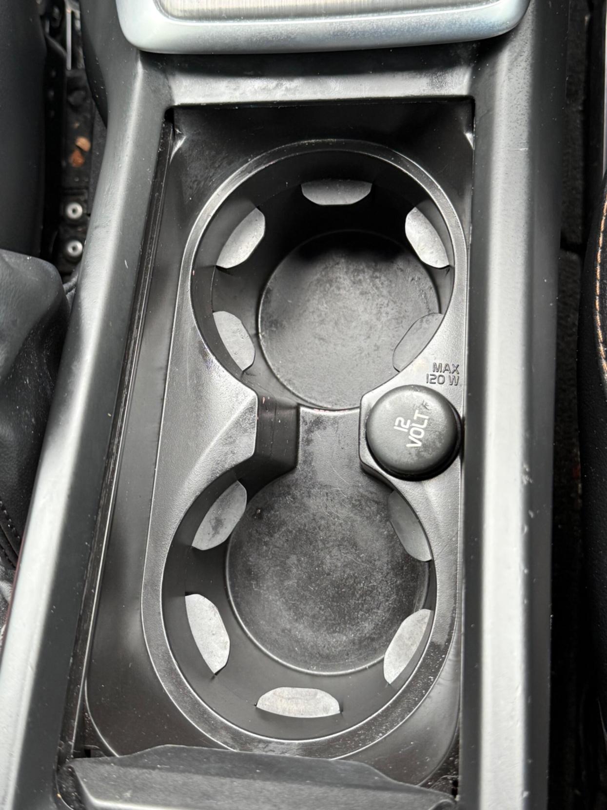 Volvo V40 Cross Country 2.0 D4 SE Nav Euro 6 (s/s) 5dr