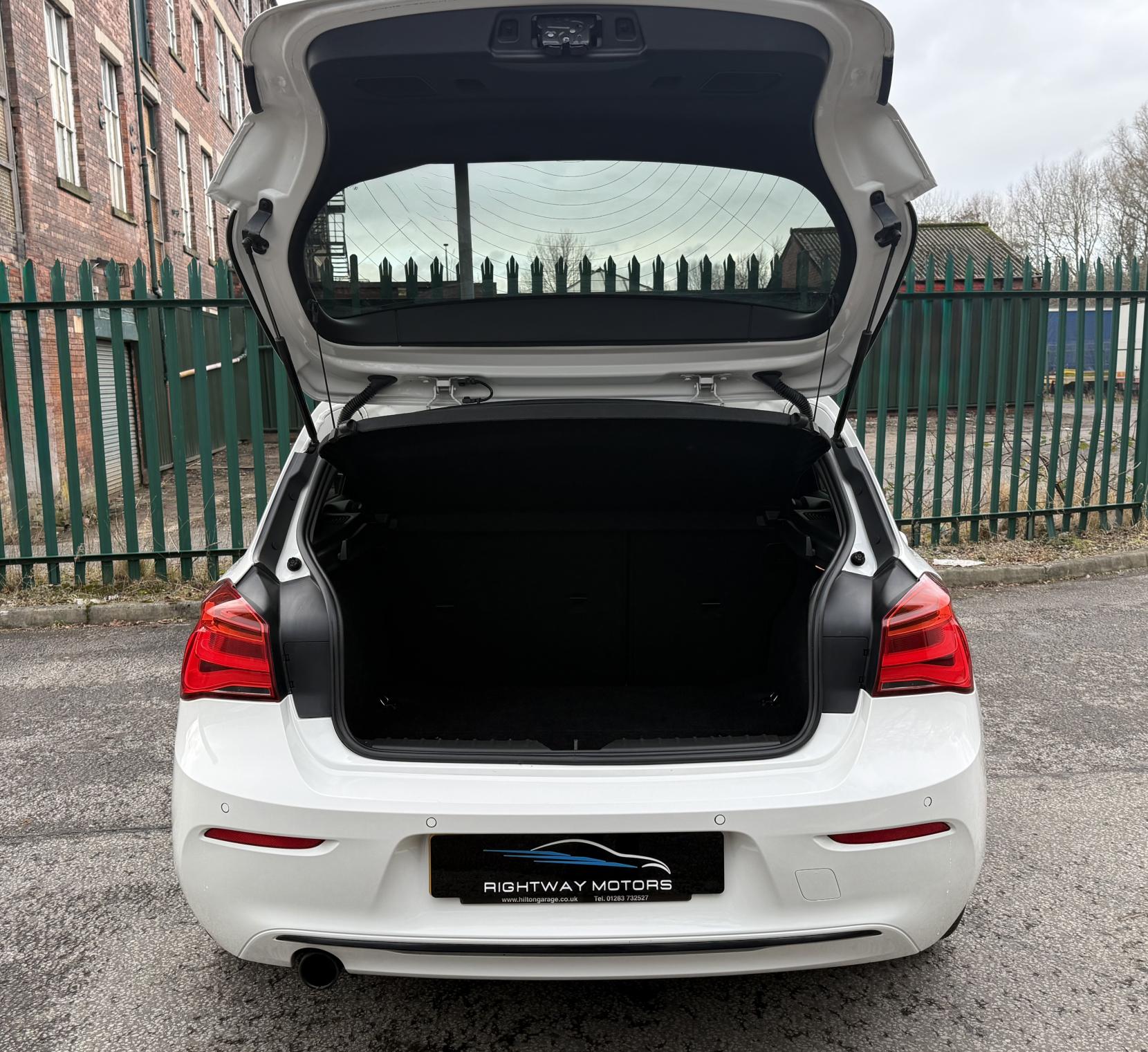 BMW 1 Series 1.5 118i Sport Hatchback 5dr Petrol Manual Euro 6 (s/s) (136 ps)