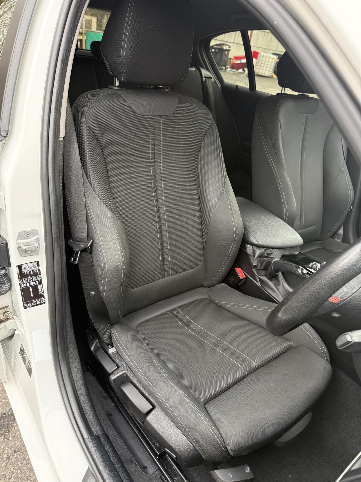 BMW 1 Series 1.5 118i Sport Hatchback 5dr Petrol Manual Euro 6 (s/s) (136 ps)