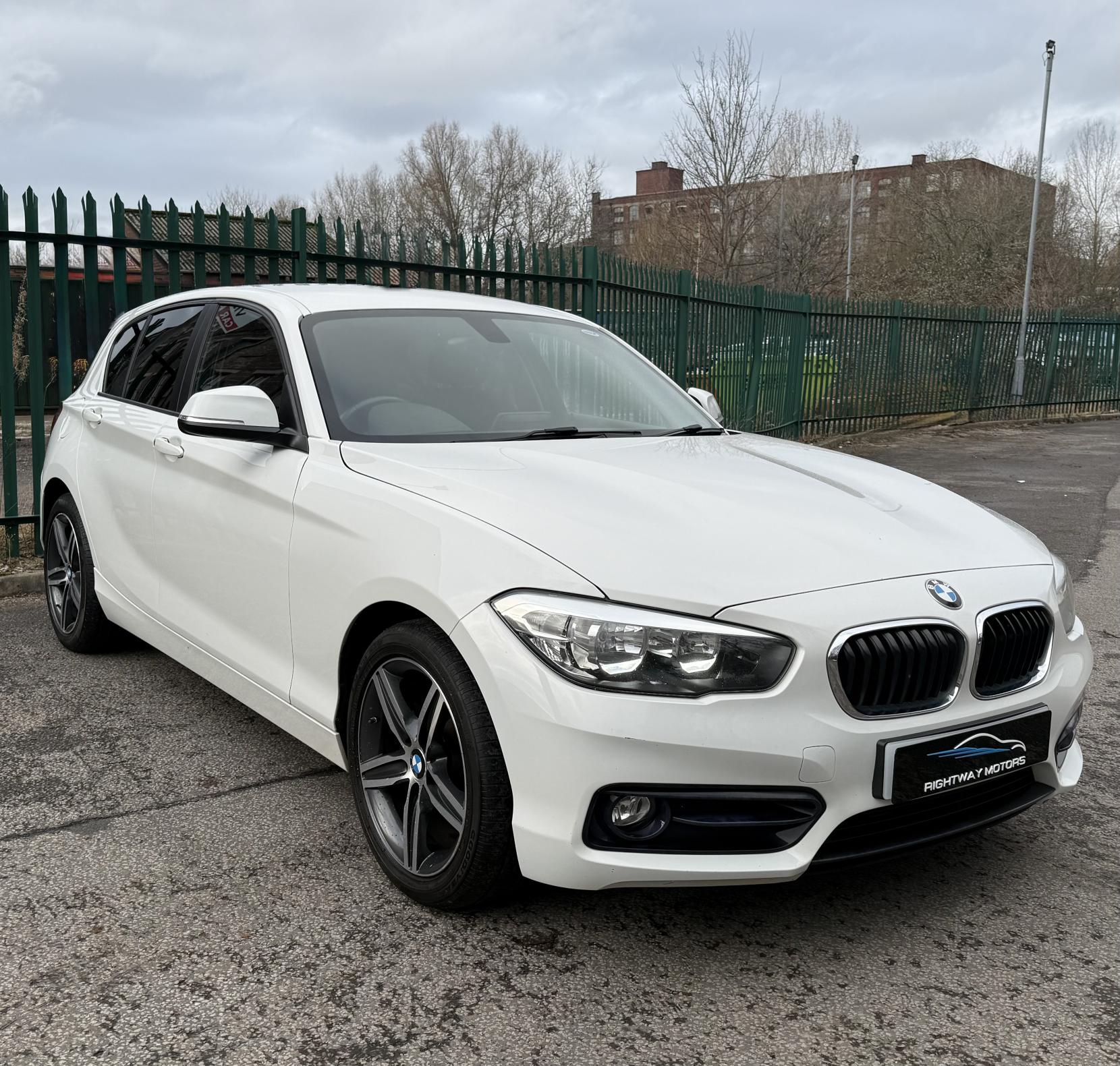 BMW 1 Series 1.5 118i Sport Hatchback 5dr Petrol Manual Euro 6 (s/s) (136 ps)