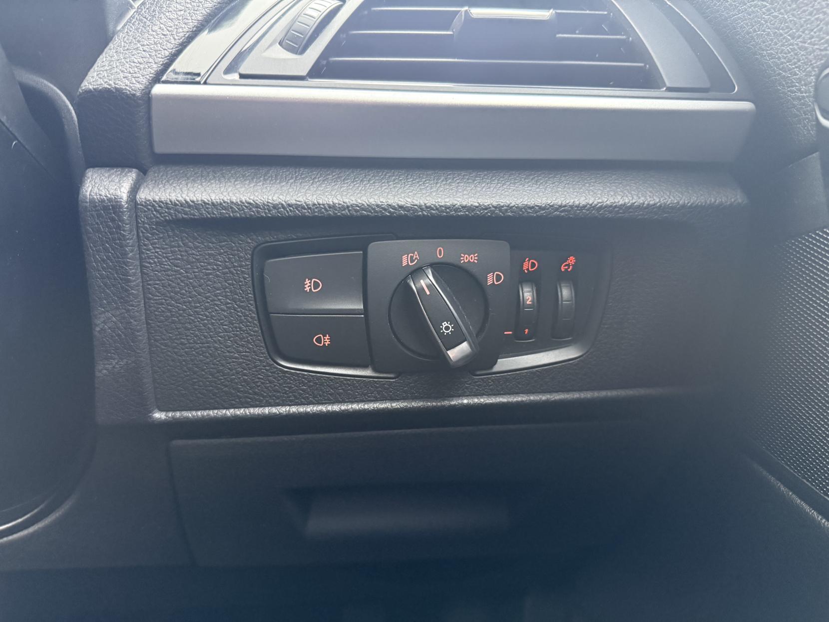 BMW 1 Series 1.5 118i Sport Hatchback 5dr Petrol Manual Euro 6 (s/s) (136 ps)