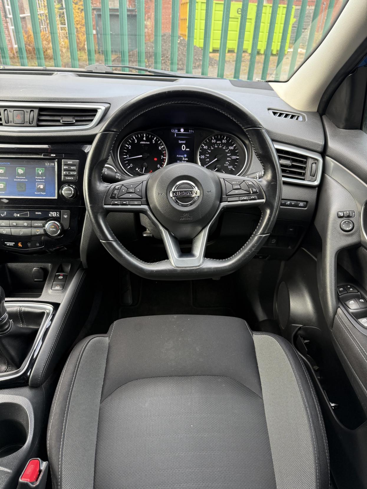 Nissan Qashqai 1.2 DIG-T N-Connecta SUV 5dr Petrol Manual Euro 6 (s/s) (115 ps)