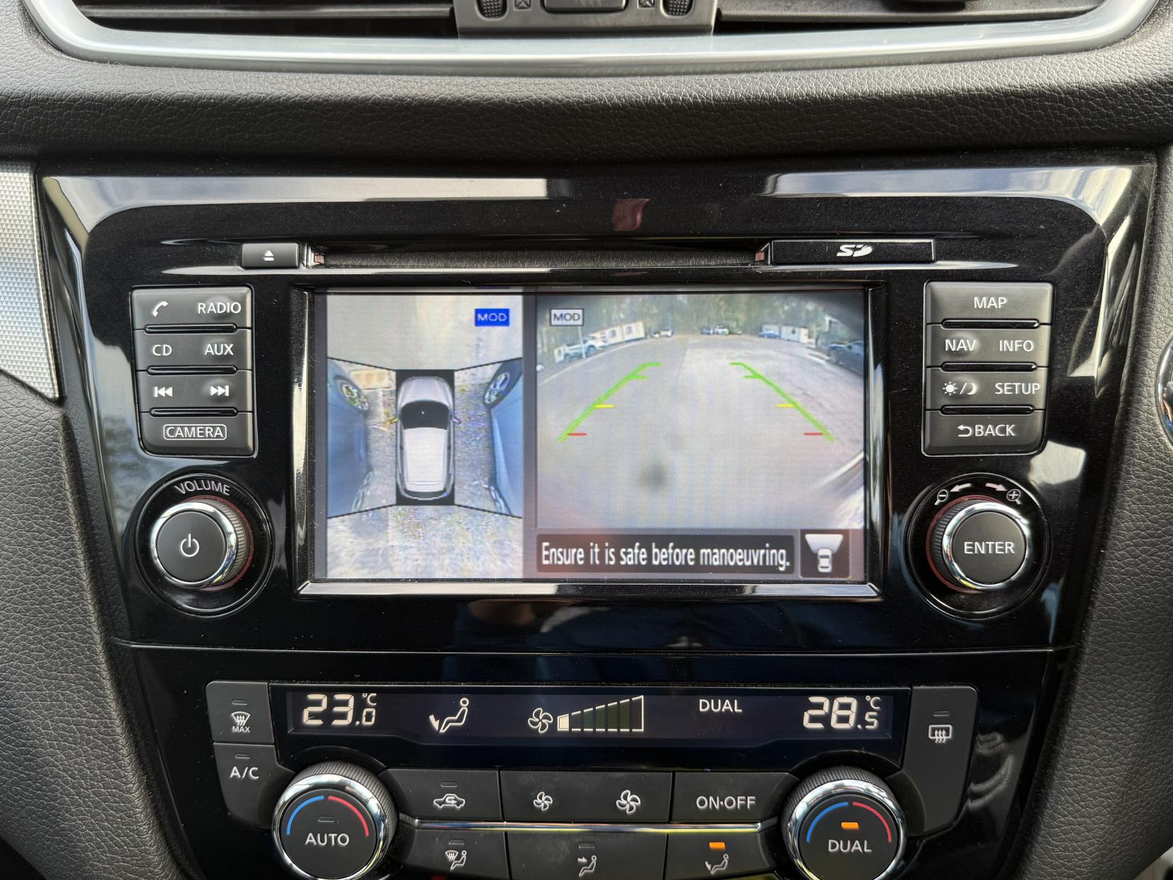 Nissan Qashqai 1.2 DIG-T N-Connecta SUV 5dr Petrol Manual Euro 6 (s/s) (115 ps)