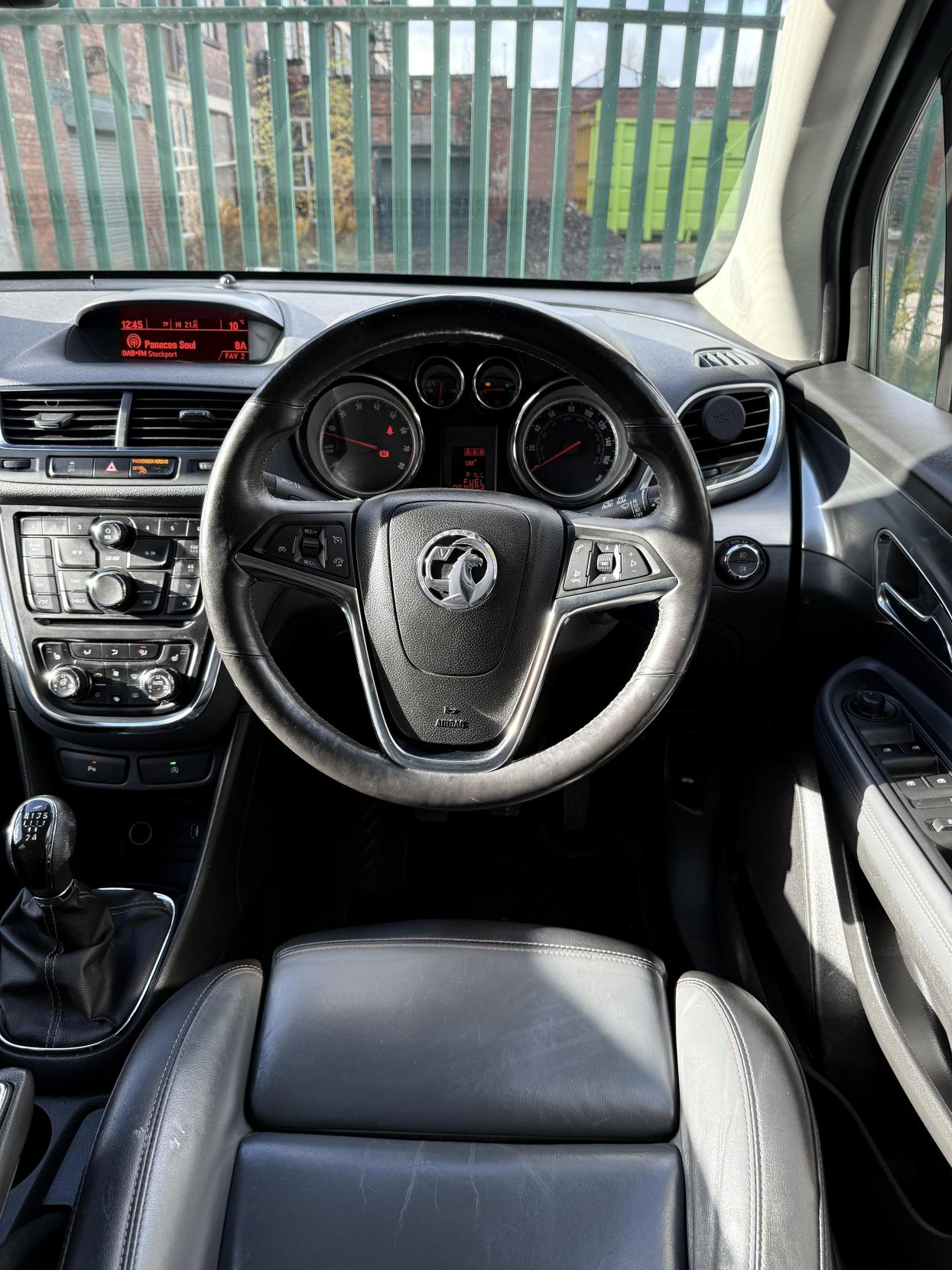 Vauxhall Mokka 1.6i SE SUV 5dr Petrol Manual 2WD Euro 6 (s/s) (115 ps)