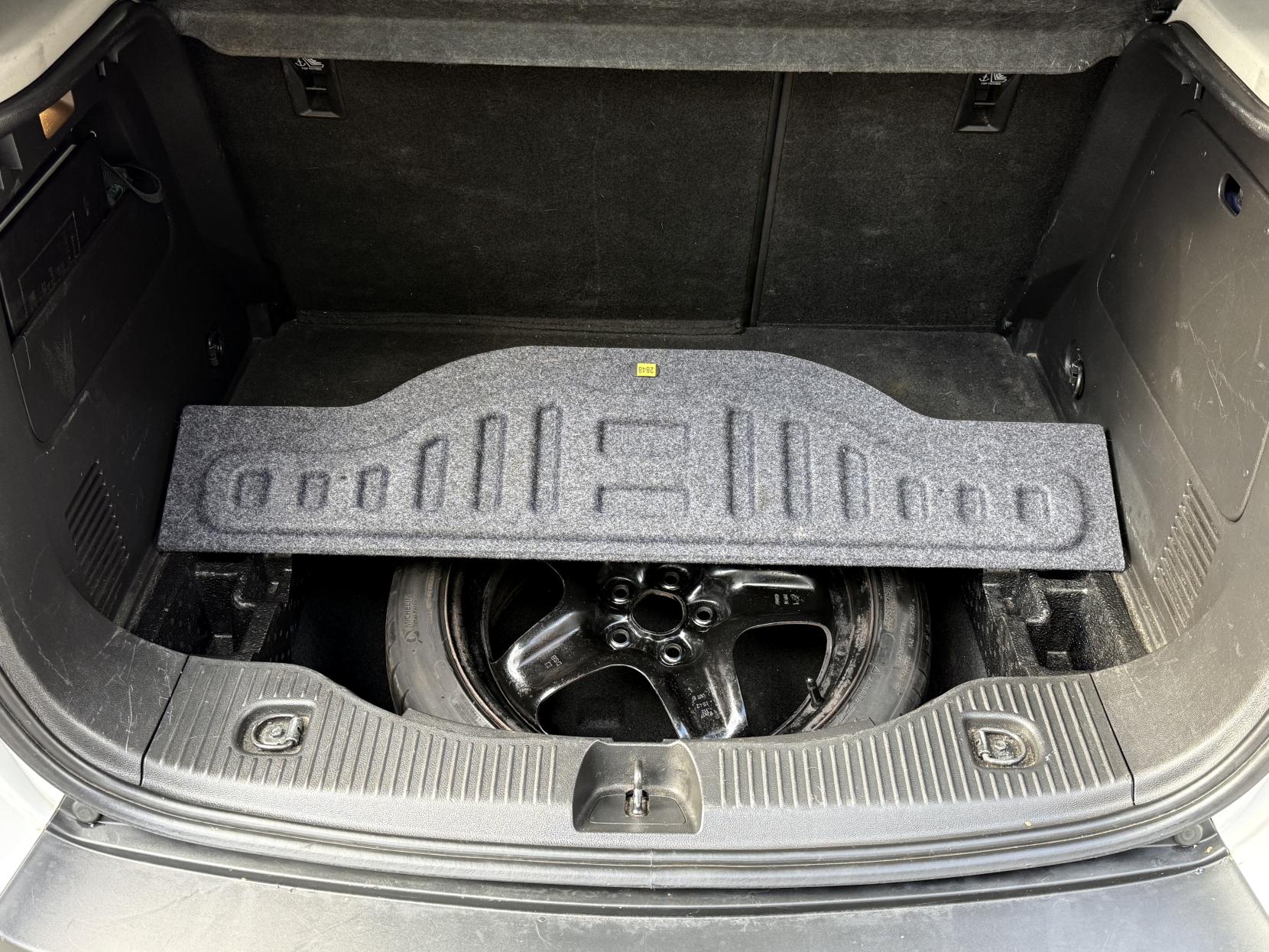 Vauxhall Mokka 1.6i SE SUV 5dr Petrol Manual 2WD Euro 6 (s/s) (115 ps)