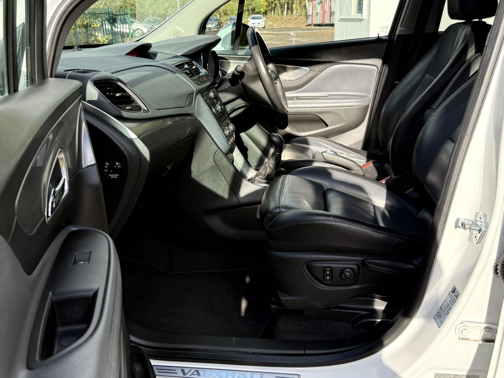 Vauxhall Mokka 1.6i SE SUV 5dr Petrol Manual 2WD Euro 6 (s/s) (115 ps)