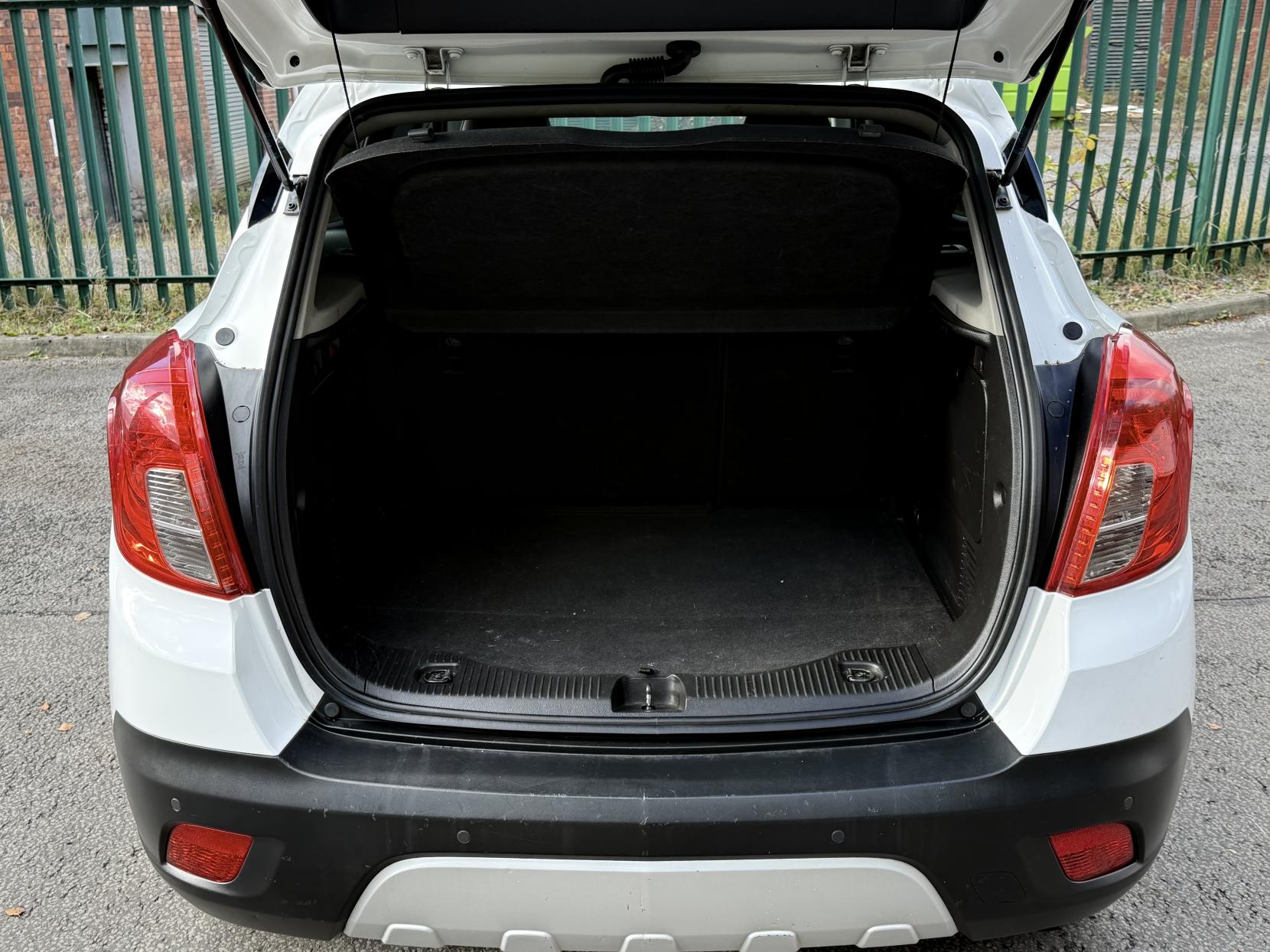 Vauxhall Mokka 1.6i SE SUV 5dr Petrol Manual 2WD Euro 6 (s/s) (115 ps)