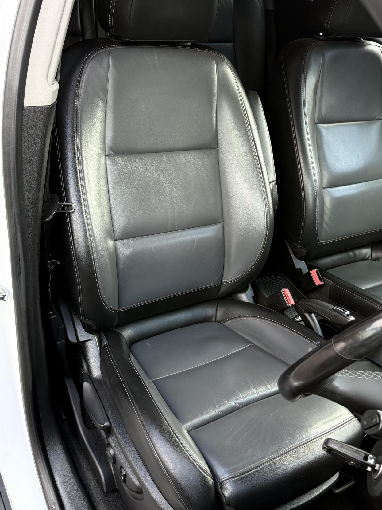 Vauxhall Mokka 1.6i SE SUV 5dr Petrol Manual 2WD Euro 6 (s/s) (115 ps)