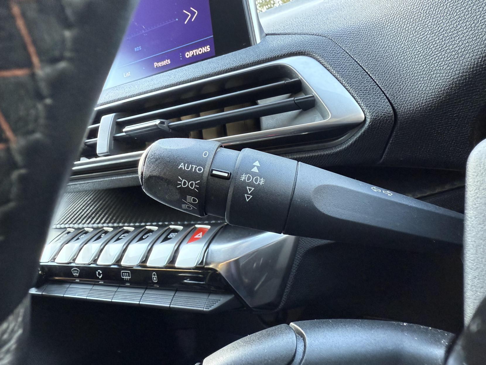 Peugeot 3008 1.6 BlueHDi Active SUV 5dr Diesel Manual Euro 6 (s/s) (120 ps)