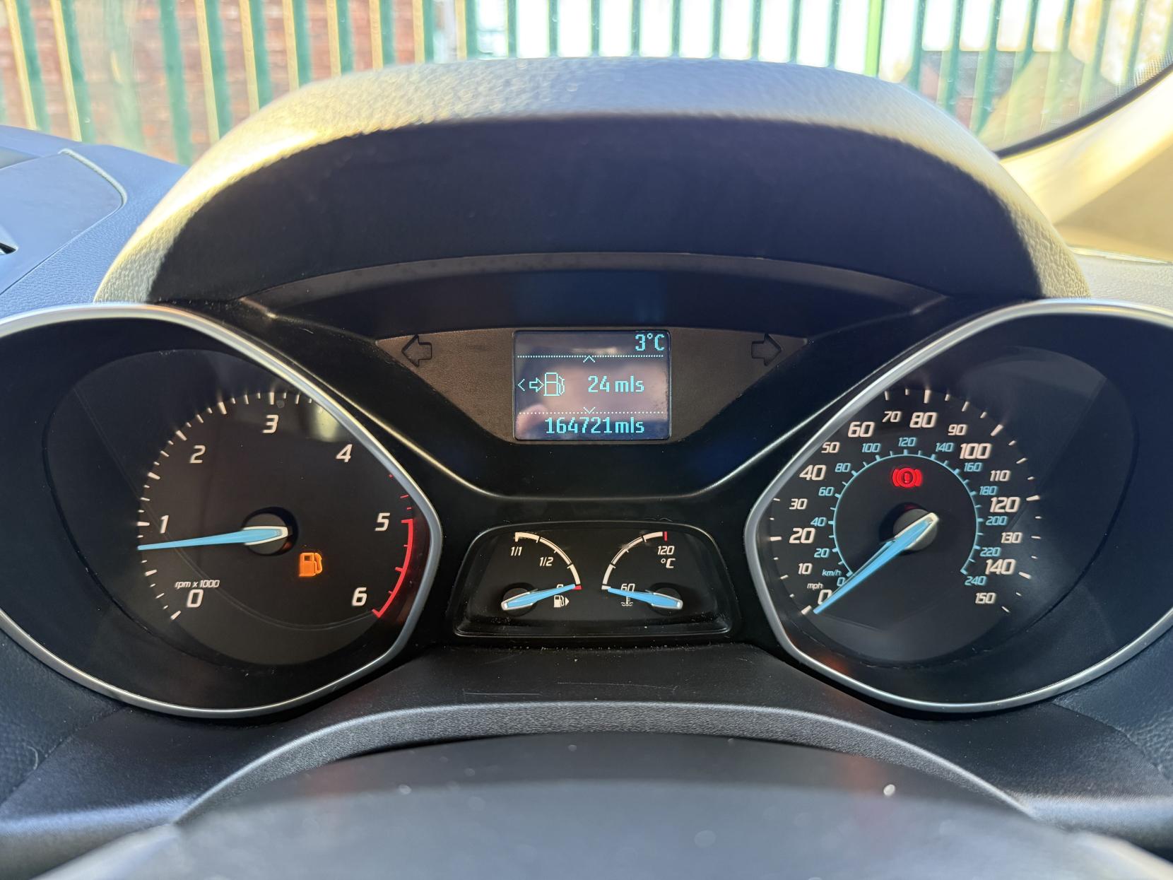 Ford C-Max 1.6 TDCi Zetec MPV 5dr Diesel Manual Euro 5 (115 ps)