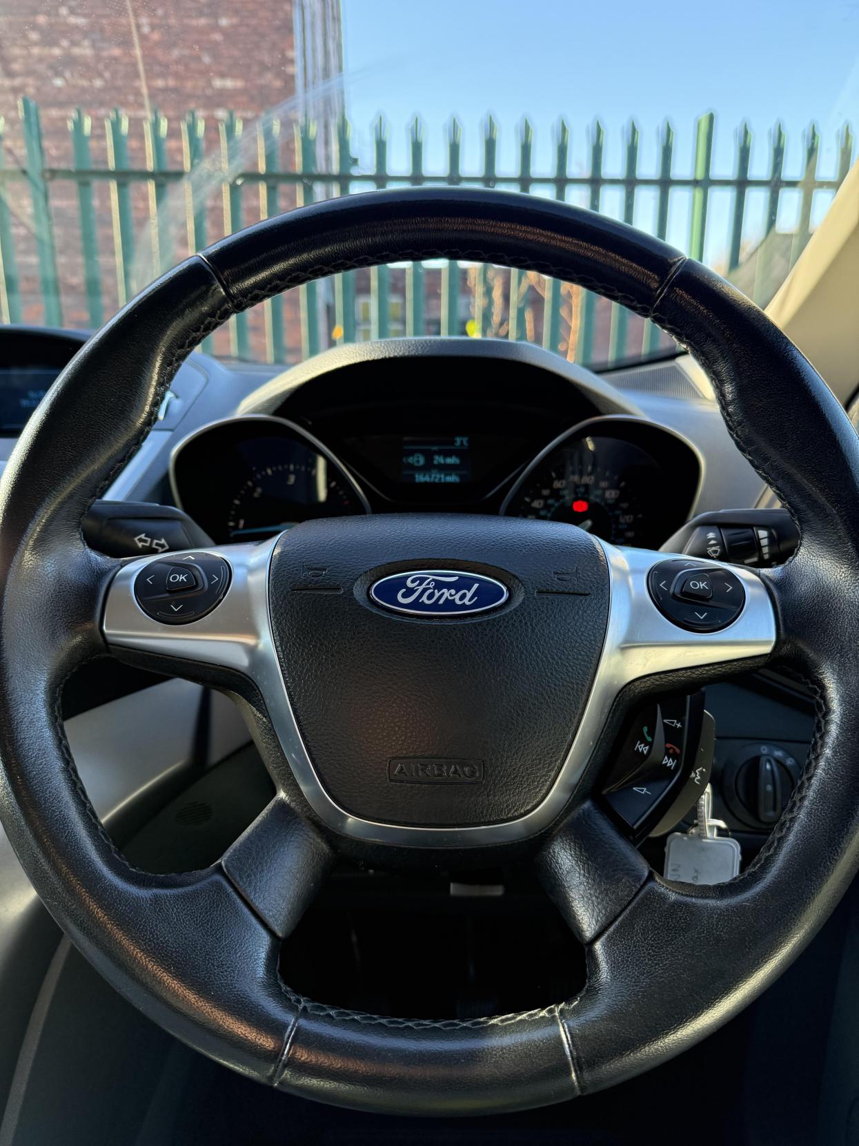 Ford C-Max 1.6 TDCi Zetec MPV 5dr Diesel Manual Euro 5 (115 ps)