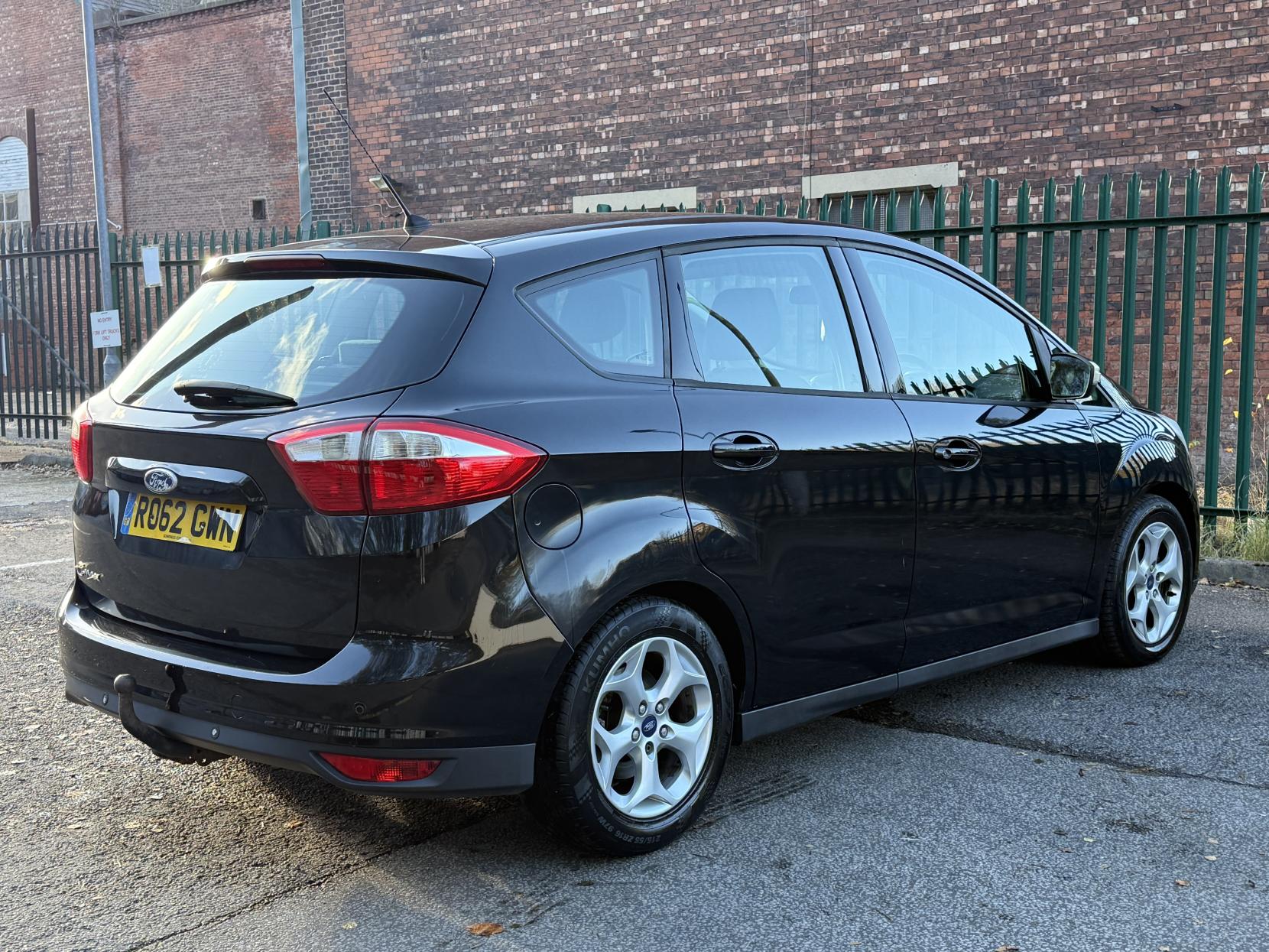 Ford C-Max 1.6 TDCi Zetec MPV 5dr Diesel Manual Euro 5 (115 ps)