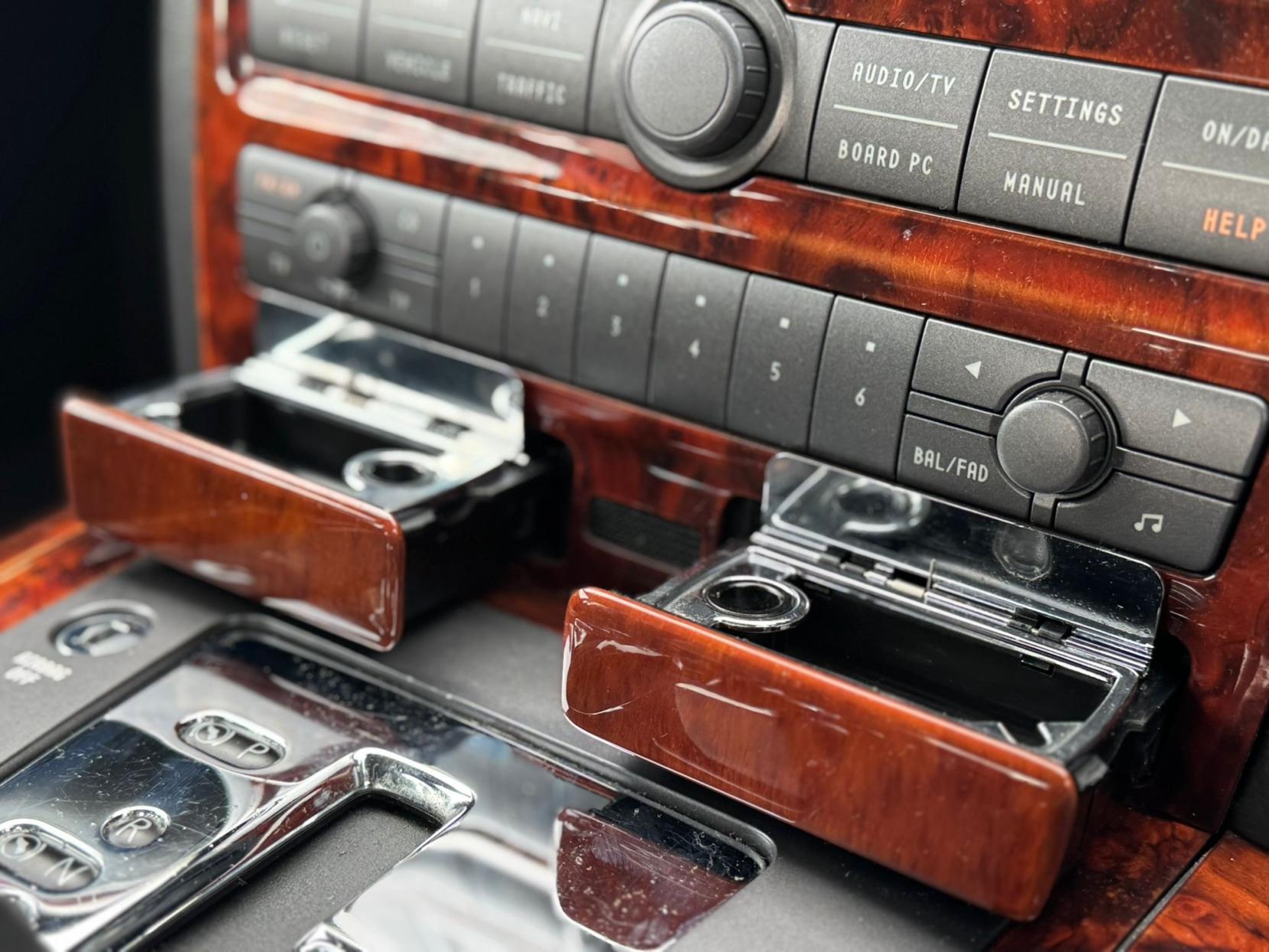 Volkswagen Phaeton 3.2 V6 Saloon 4dr Petrol Automatic (293 g/km, 237 bhp)