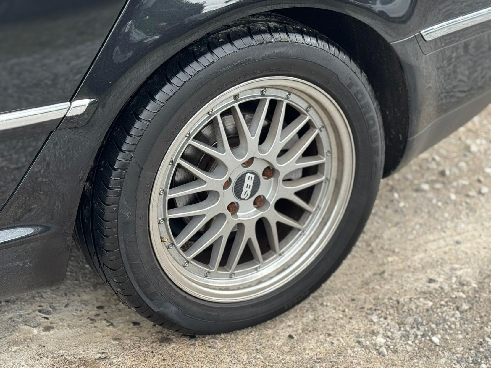 Volkswagen Phaeton 3.2 V6 Saloon 4dr Petrol Automatic (293 g/km, 237 bhp)