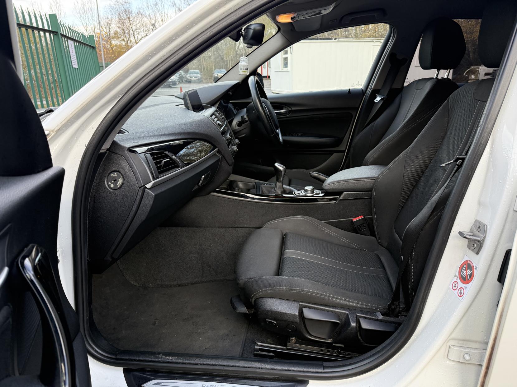 BMW 1 Series 2.0 118d Sport Hatchback 5dr Diesel Manual Euro 6 (s/s) (150 ps)