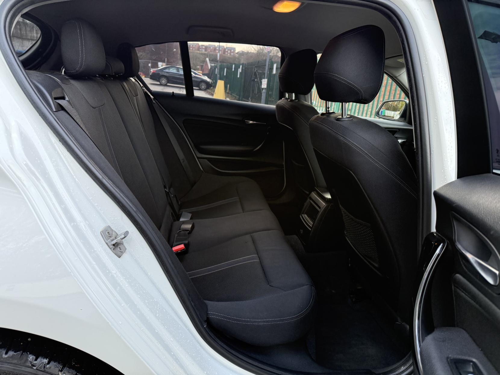 BMW 1 Series 2.0 118d Sport Hatchback 5dr Diesel Manual Euro 6 (s/s) (150 ps)