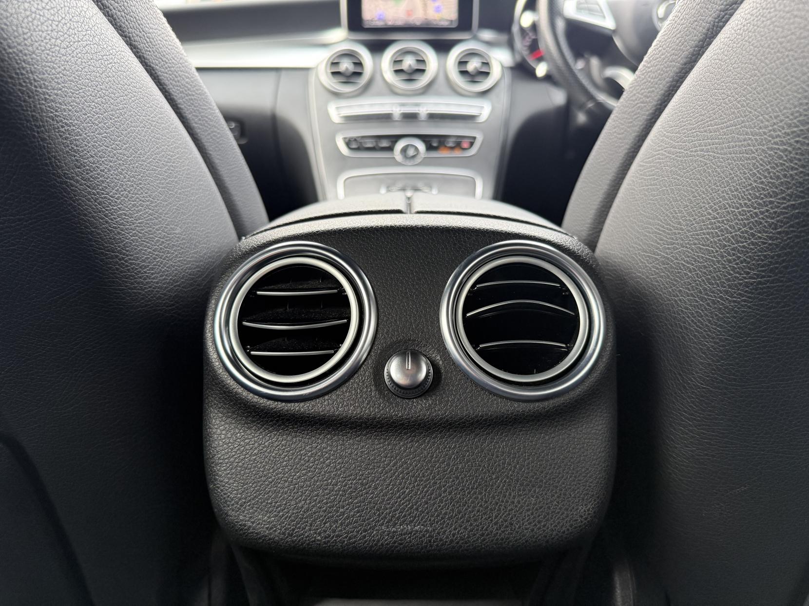 Mercedes-Benz C Class 2.1 C220d AMG Line Saloon 4dr Diesel G-Tronic+ Euro 6 (s/s) (170 ps)