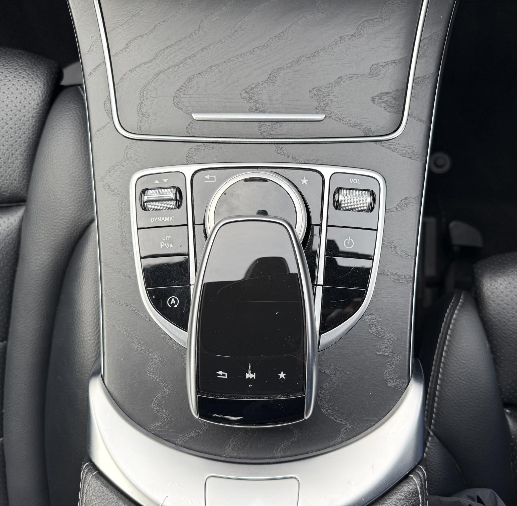 Mercedes-Benz C Class 2.1 C220d AMG Line Saloon 4dr Diesel G-Tronic+ Euro 6 (s/s) (170 ps)