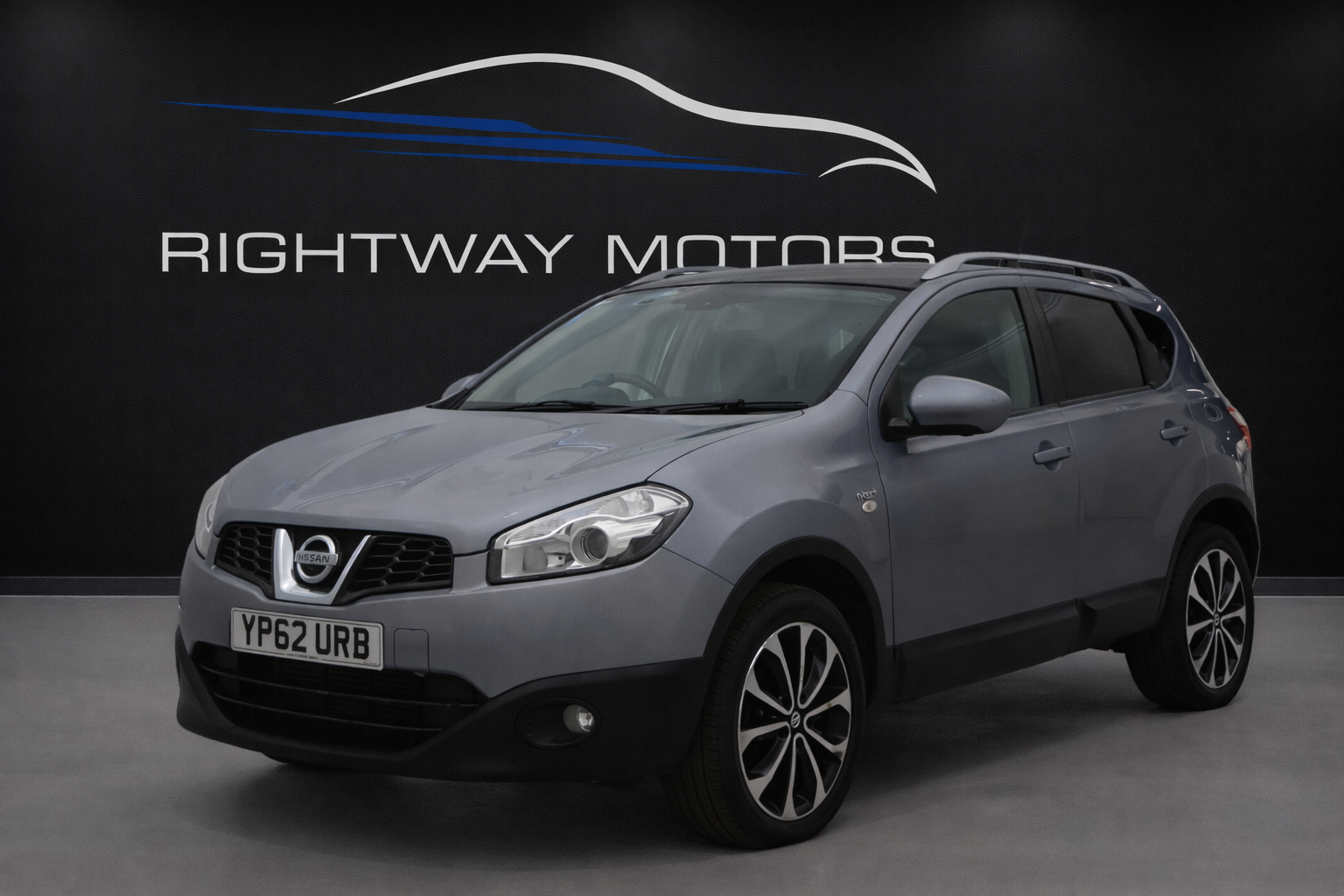 Nissan Qashqai 1.5 dCi n-tec+ SUV 5dr Diesel Manual 2WD Euro 5 (110 ps)