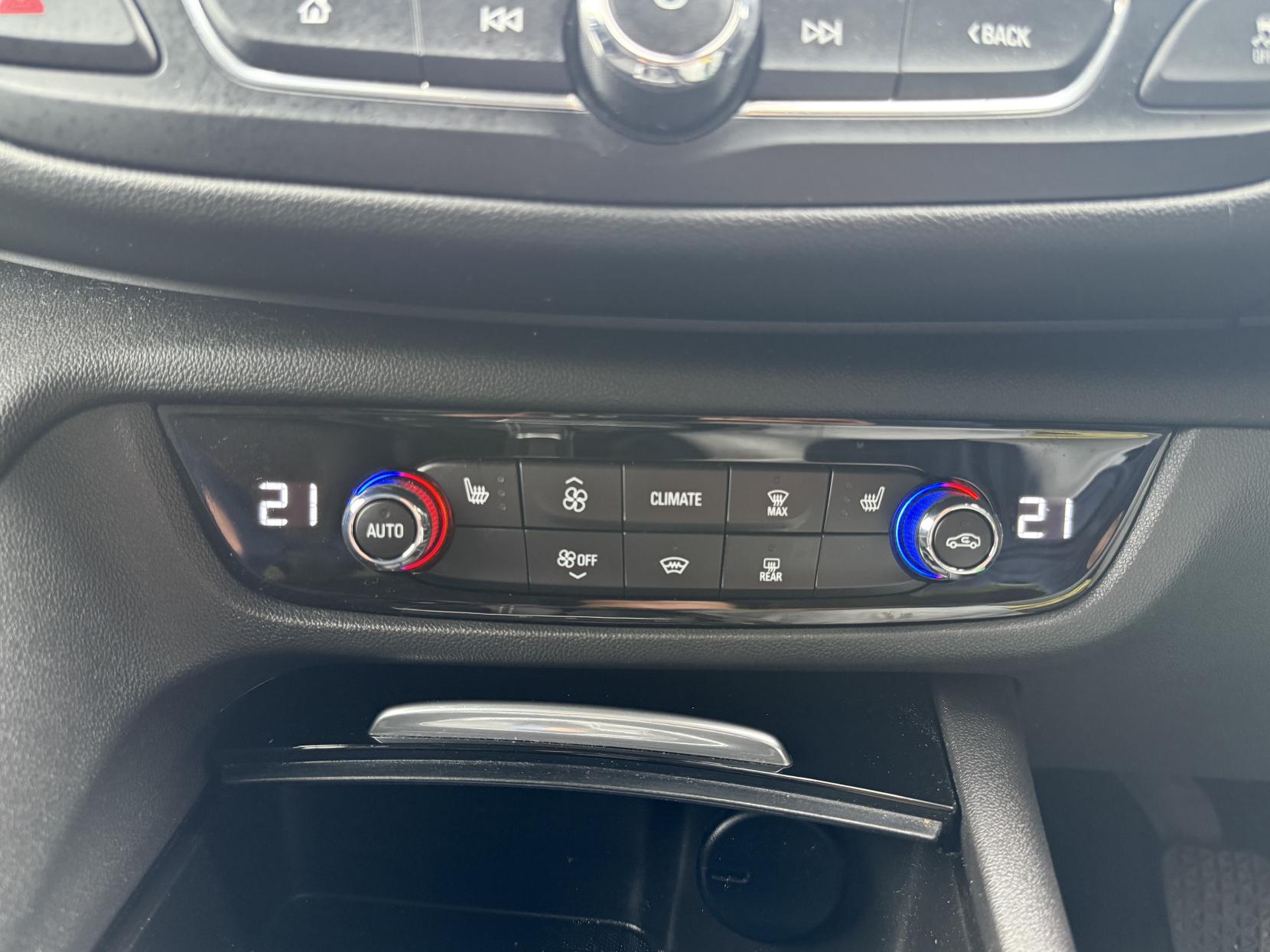 Vauxhall Insignia 1.6 Turbo D ecoTEC BlueInjection Tech Line Nav Grand Sport Euro 6 (s/s) 5dr