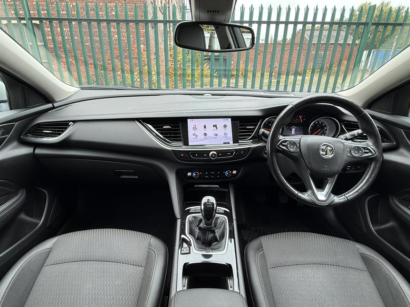 Vauxhall Insignia 1.6 Turbo D ecoTEC BlueInjection Tech Line Nav Grand Sport Euro 6 (s/s) 5dr