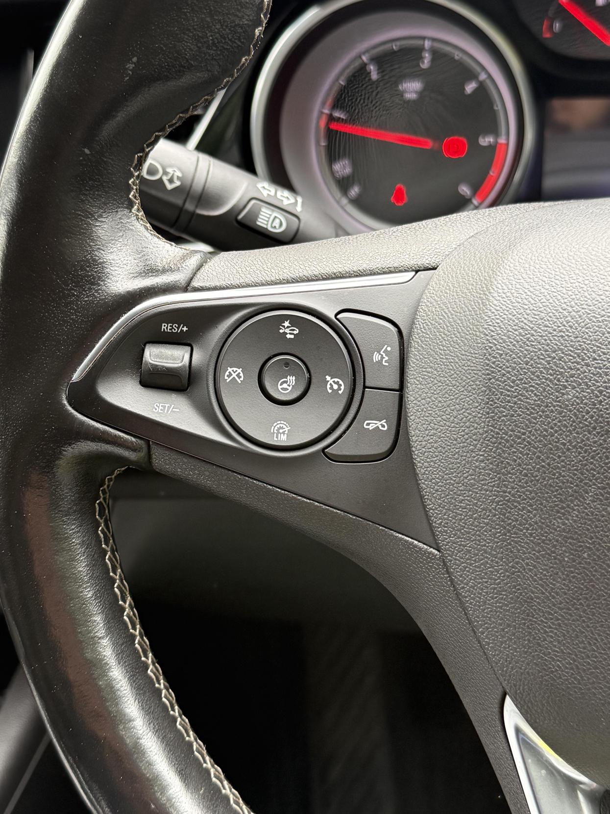 Vauxhall Insignia 1.6 Turbo D ecoTEC BlueInjection Tech Line Nav Grand Sport Euro 6 (s/s) 5dr